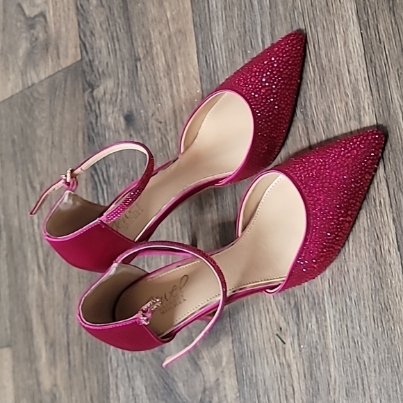NWT B. Mischka Jewel pink satin crystals ankle strap heel pointy toe shoes 8.5 - Picture 1 of 9